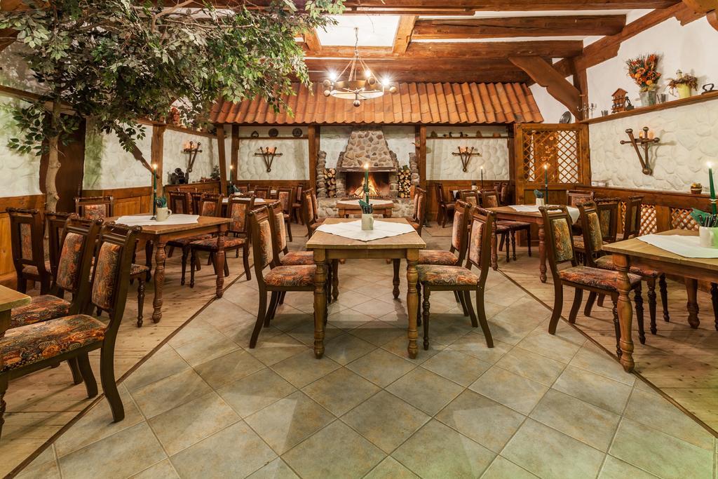 Landhotel Zur Linde フェルデン エクステリア 写真